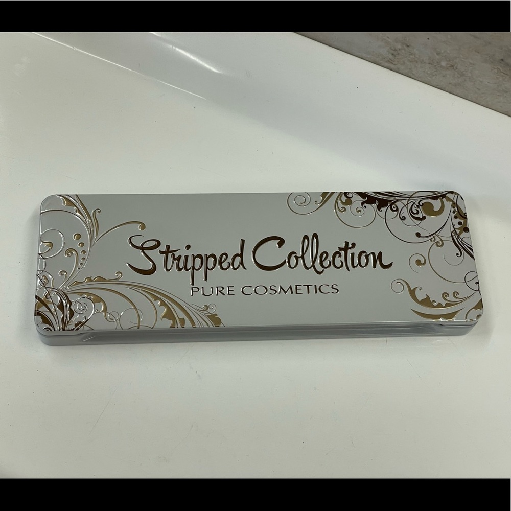 Pure Cosmetics Stripped Collection Eyeshadow Palette - Picture 3 of 4